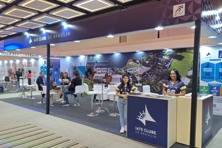 Instagram post from iatebsb. This post is in position 3.