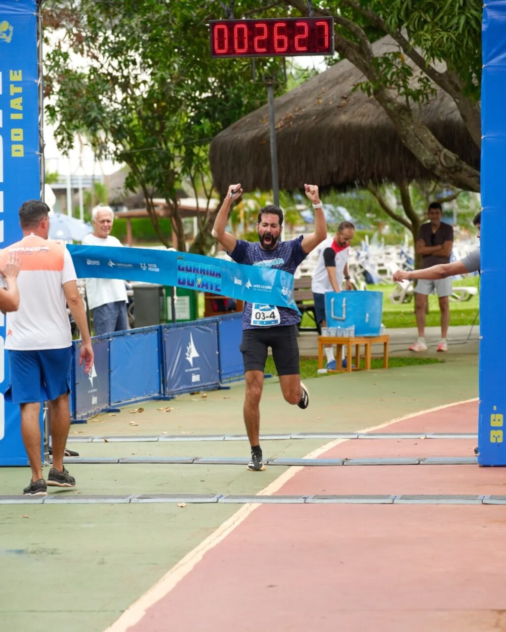 Instagram post from iatebsb. This post is in position 9.