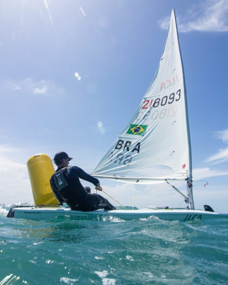 Instagram post from iatebsb. This post is in position 4.