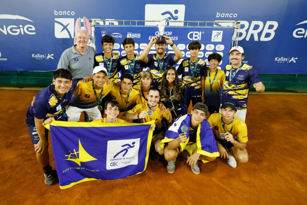 Instagram post from iatebsb. This post is in position 0.