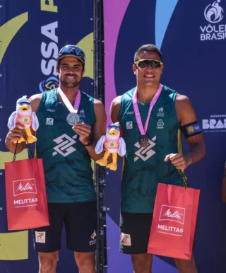 Instagram post from iatebsb. This post is in position 2.