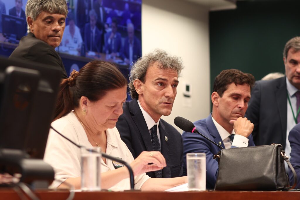 Instagram post from iatebsb. This post is in position 4.