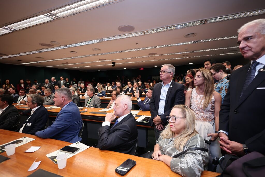 Instagram post from iatebsb. This post is in position 8.