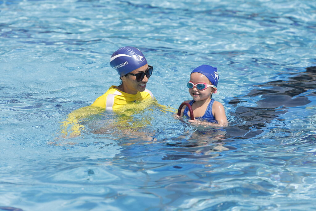Aulas de natação para bebês
