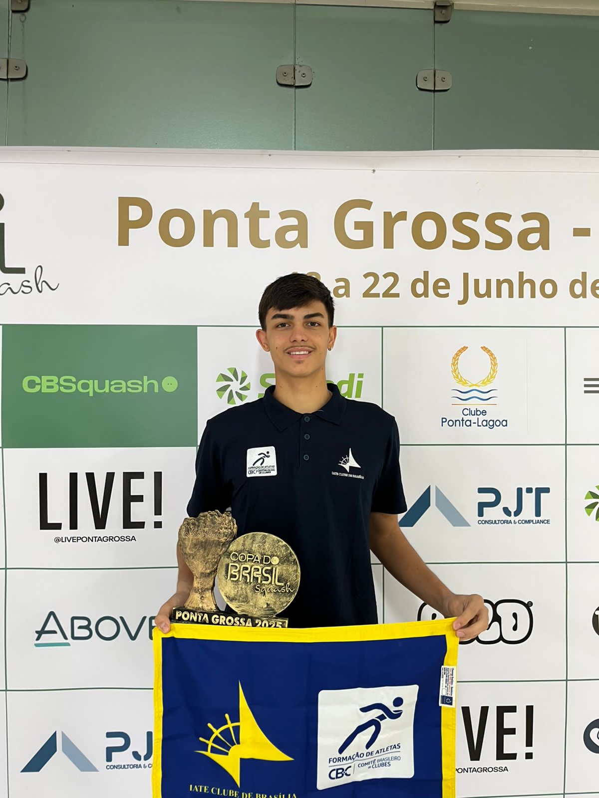 Matheus Frabetti vence Copa do Brasil de Squash