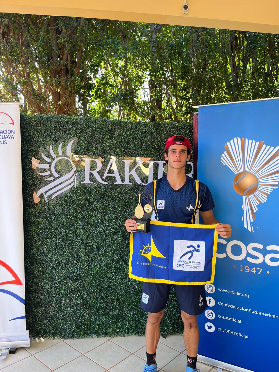 Iatista vence torneio de tênis no Paraguai