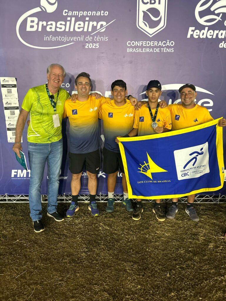 Tenistas do Iate Clube se destacam em Brasileiro em Uberlândia