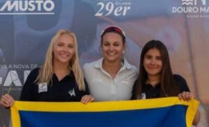 Vitória Viegas e Júlia Sampaio representam o Iate no Mundial de 29er em Portugal