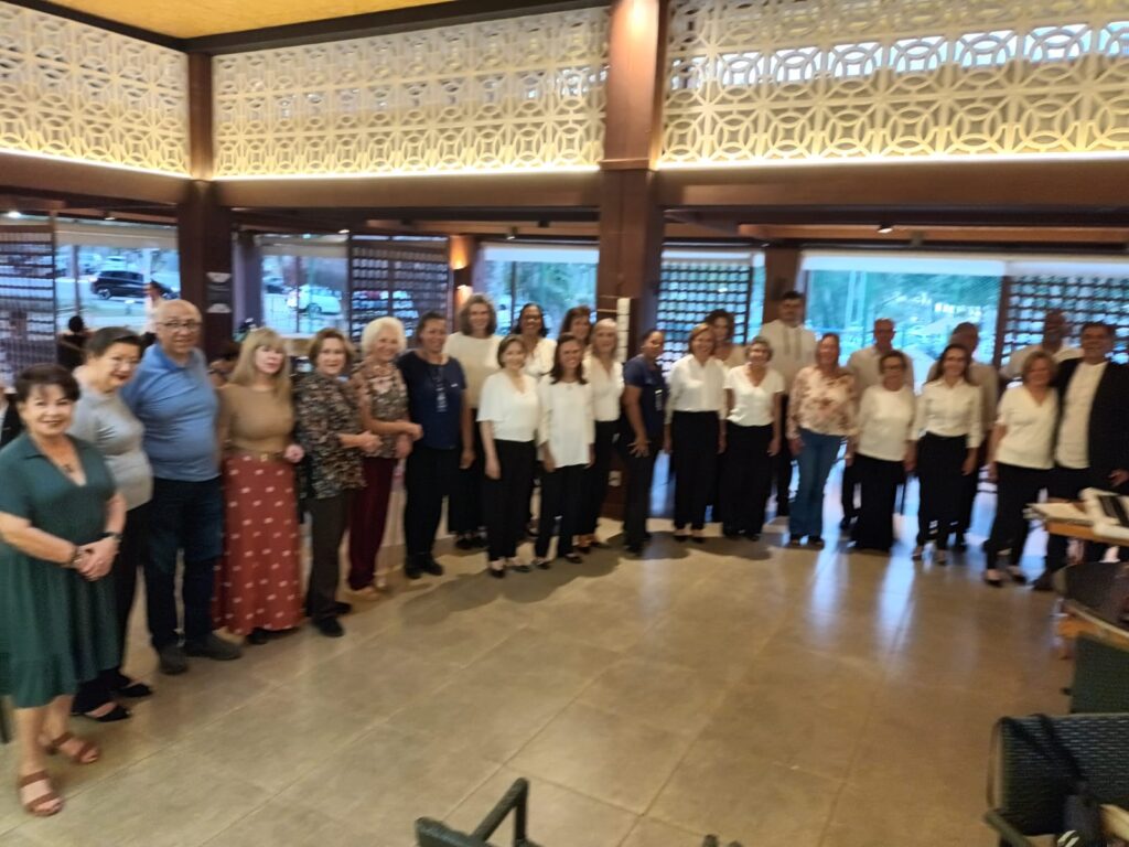 Emiate celebra aniversariantes do quadrimestre