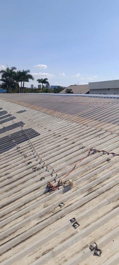 Obra na cobertura do galpão da Náutica já foi finalizada