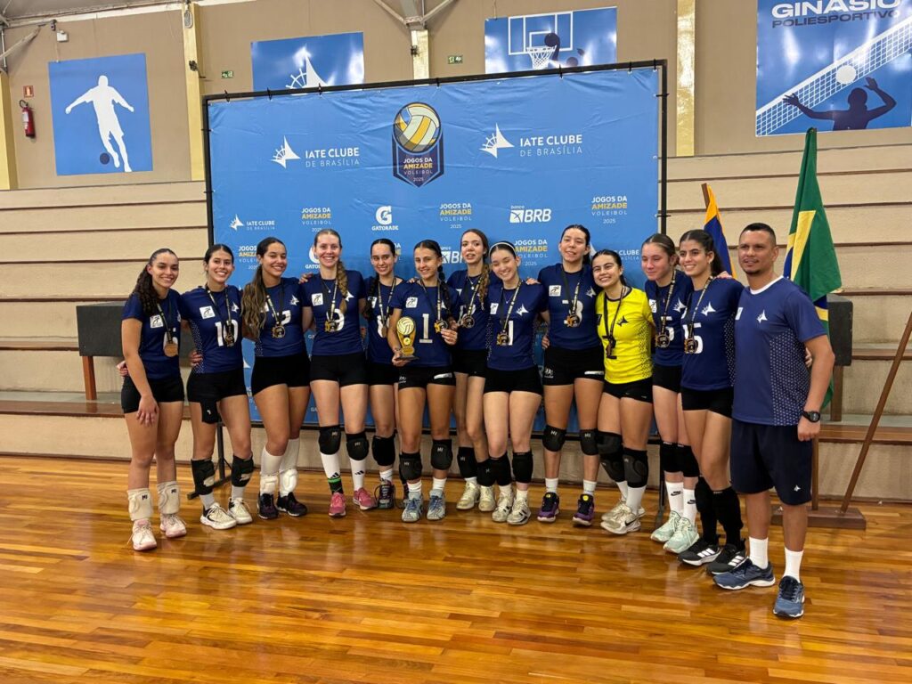Giro pelo voleibol: confira a atuação dos atletas em agosto
