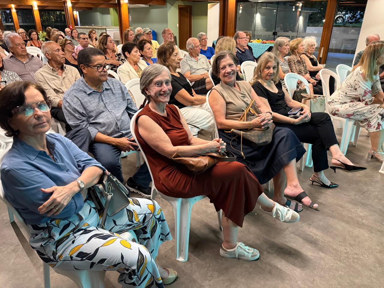 Cine Iate: associados debatem “Amor Esquecido”