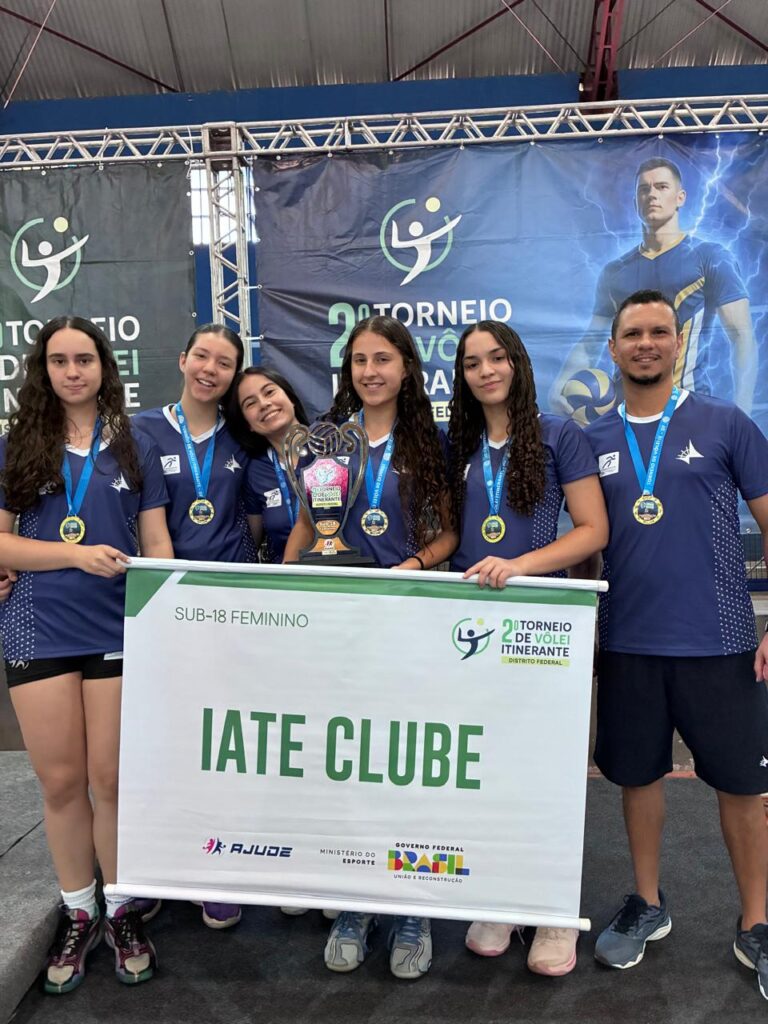 Vôlei feminino do Iate conquista medalha de bronze no 2º Torneio Itinerante de Vôlei