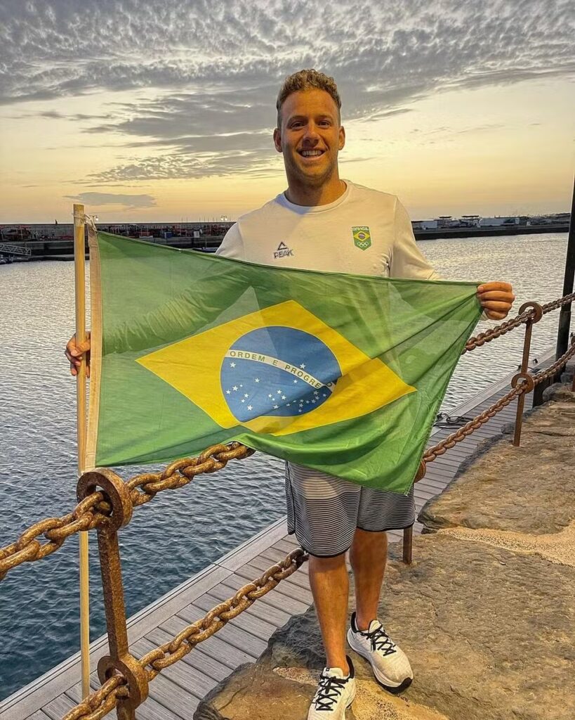 Mateus Isaac, velejador que entra para o time de vela do Iate