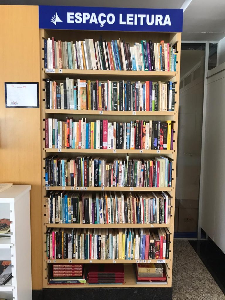 Incentivo à leitura: doe livros para o Clube