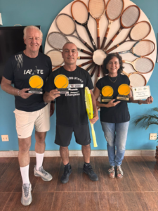 atistas participam do Campeonato Brasileiro de Masters de Tênis