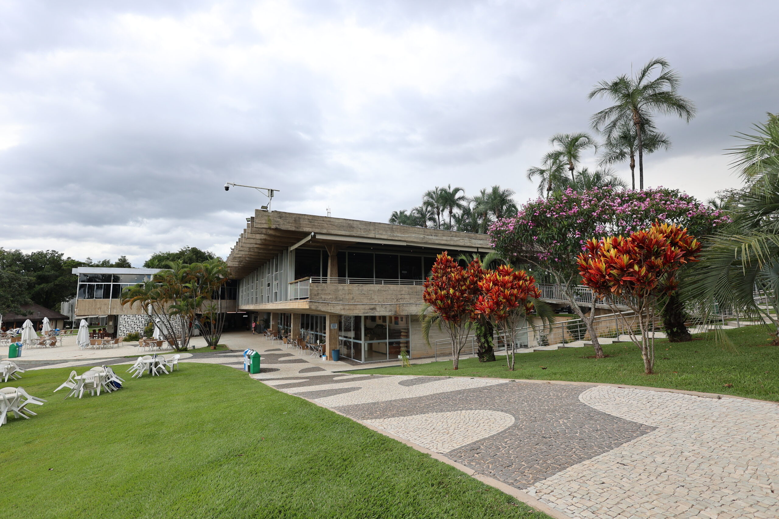 Fechamento temporário do Iate TV