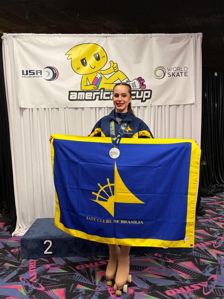 Patinadores conquistam medalhas em competição nos EUA
