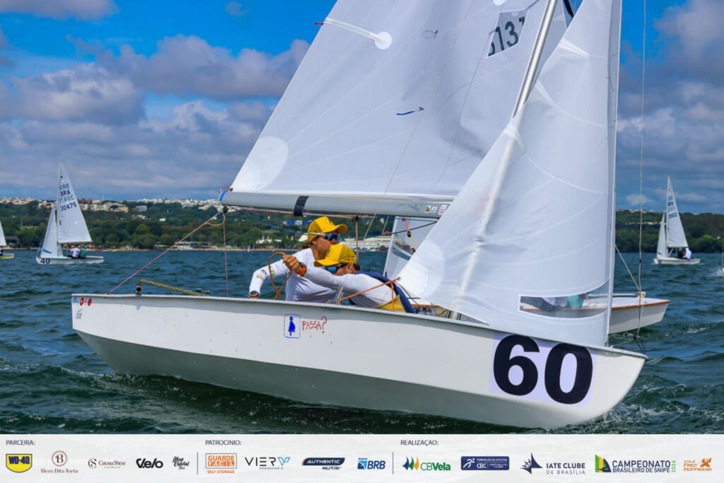Casal campeão disputa Brasileiro de Snipe antes do nascimento da filha