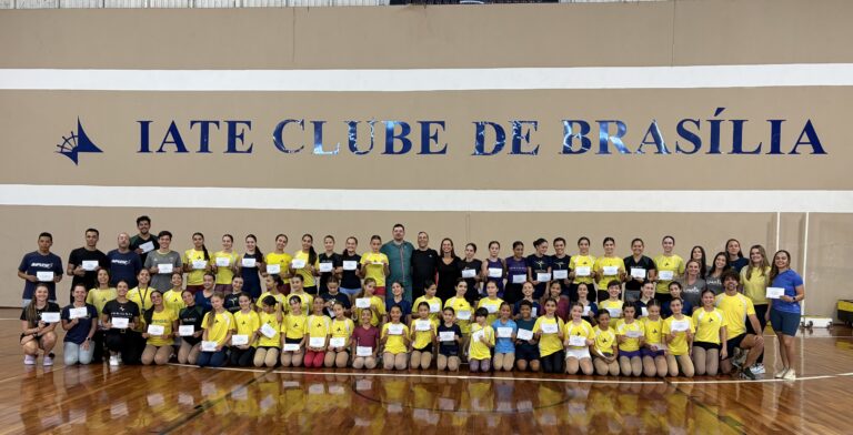 Iate promove curso internacional de patinação