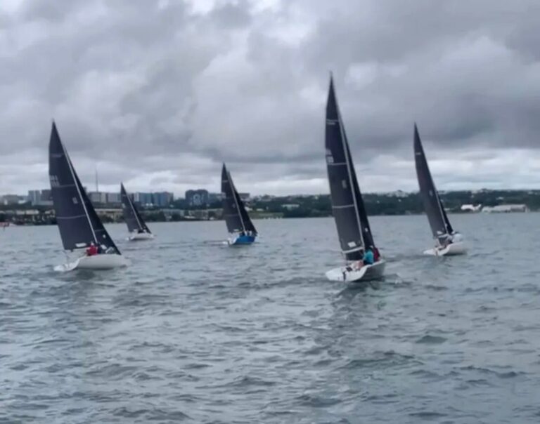 Classe HPE marca a estreia da Regata do Conselho Deliberativo