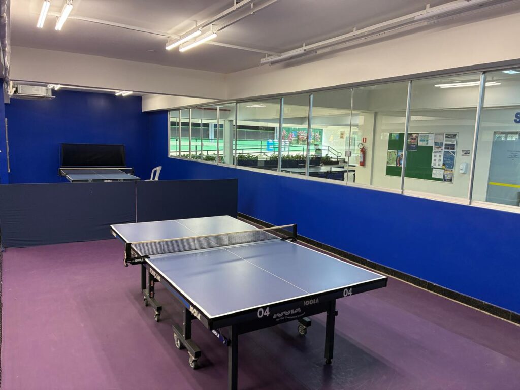 Iate entrega novo espaço do tênis de mesa