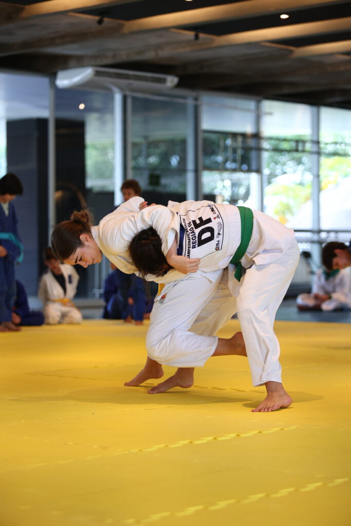 Judô abre turma para jovens de 11 a 14 anos