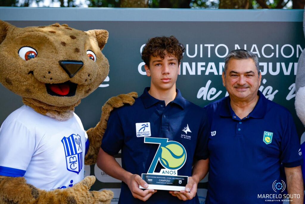 Tomaz Mandarino é campeão em etapa nacional do circuito infantojuvenil