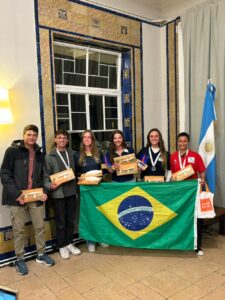 Bruna Patrício conquista vice-campeonato no Sul-Americano de 420 na Argentina
