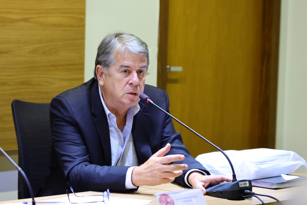 Investimentos em obras e eficiência energética avançam no Clube