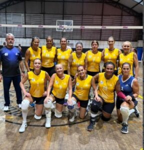 Iate conquista 4º lugar no Brasileiro Master de Vôlei
